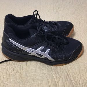 Asics volleyball shoes